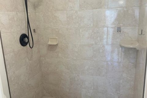 Casa en alquiler en Fort Myers, Florida, 3 dormitorios, 135.27 m2 № 1816977 - foto 12