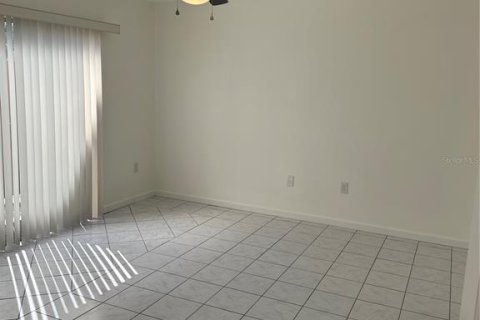 Casa en alquiler en Fort Myers, Florida, 3 dormitorios, 135.27 m2 № 1816977 - foto 9