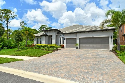 House in Venice, Florida 4 bedrooms, 283.26 sq.m. № 2324916