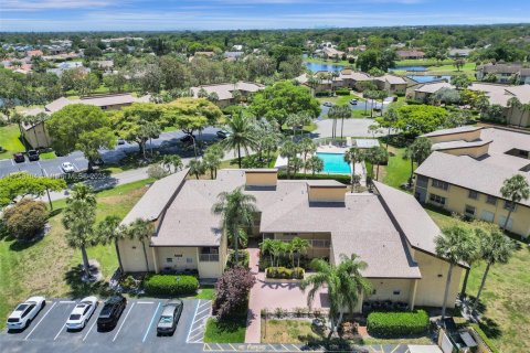 Condominio en venta en Tamarac, Florida, 2 dormitorios, 121.33 m2 № 1692350 - foto 4