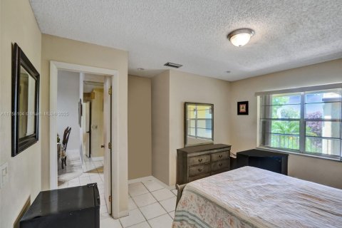 Condominio en venta en Tamarac, Florida, 2 dormitorios, 121.33 m2 № 1692350 - foto 22