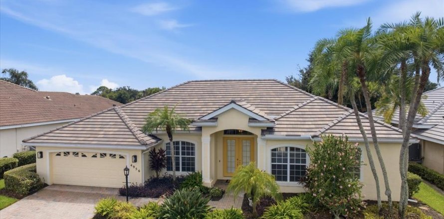 Villa ou maison à Sarasota, Floride 4 chambres, 274.99 m2 № 2386422