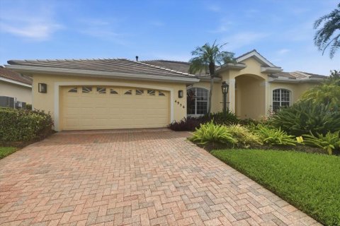 Villa ou maison à louer à Sarasota, Floride: 4 chambres, 274.99 m2 № 2386422 - photo 5