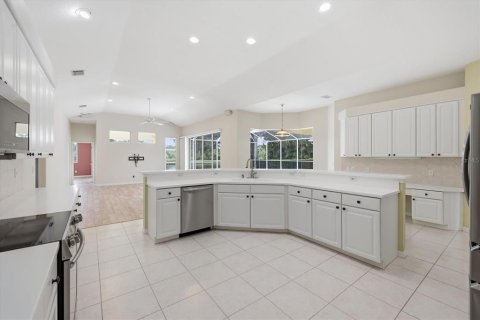 Villa ou maison à louer à Sarasota, Floride: 4 chambres, 274.99 m2 № 2386422 - photo 19