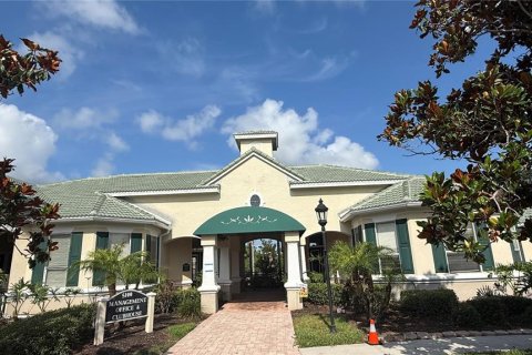 Condominio en alquiler en Sarasota, Florida, 2 dormitorios, 119.75 m2 № 1771992 - foto 3