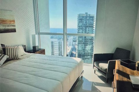 Condo in Miami, Florida, 1 bedroom  № 2087879 - photo 18