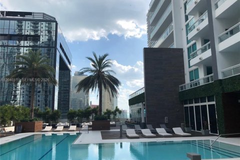 Condo in Miami, Florida, 1 bedroom  № 2087879 - photo 27