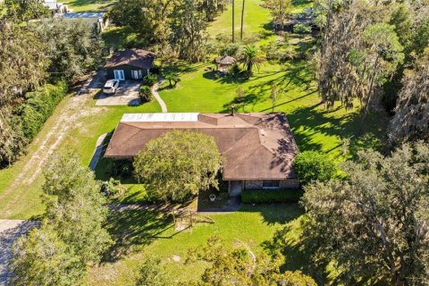 House in Middleburg, Florida 4 bedrooms, 192.4 sq.m. № 2420534 - photo 11