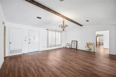 House in Middleburg, Florida 4 bedrooms, 192.4 sq.m. № 2420534 - photo 17