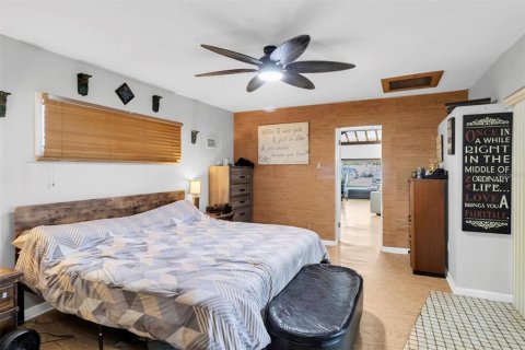Villa ou maison à vendre à Clearwater, Floride: 3 chambres, 162.02 m2 № 2120389 - photo 16
