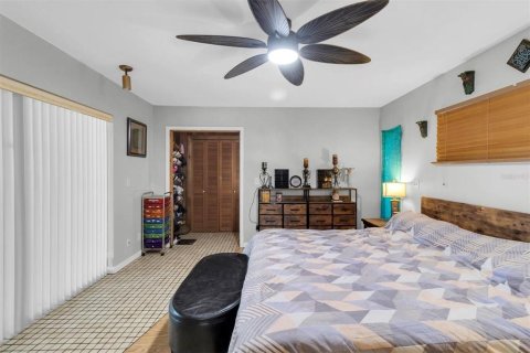 Villa ou maison à vendre à Clearwater, Floride: 3 chambres, 162.02 m2 № 2120389 - photo 15