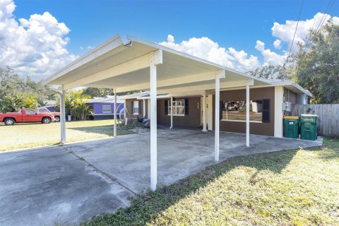 Villa ou maison à vendre à Clearwater, Floride: 3 chambres, 162.02 m2 № 2120389 - photo 4