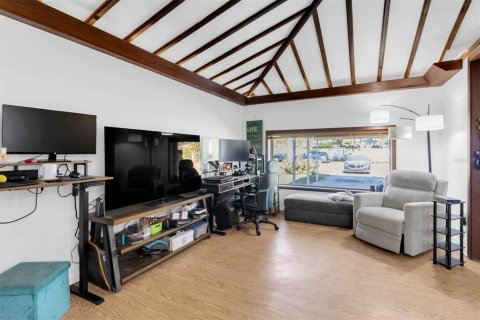 Villa ou maison à vendre à Clearwater, Floride: 3 chambres, 162.02 m2 № 2120389 - photo 6