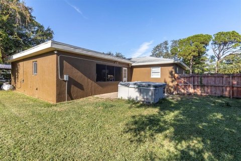 Villa ou maison à vendre à Clearwater, Floride: 3 chambres, 162.02 m2 № 2120389 - photo 30