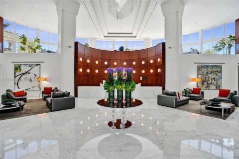 Condo in Sunny Isles Beach, Florida, 3 bedrooms  № 2057994