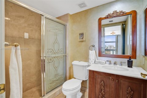 Condo in Sunny Isles Beach, Florida, 3 bedrooms  № 2057994 - photo 14