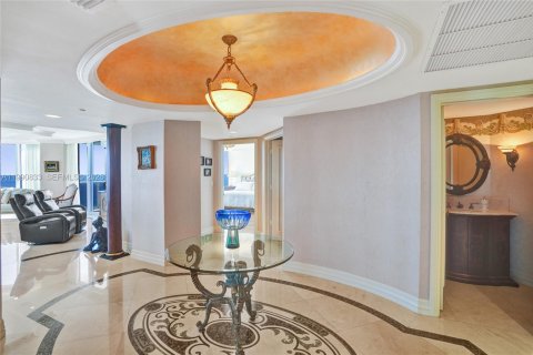 Condo in Sunny Isles Beach, Florida, 3 bedrooms  № 2057994 - photo 30