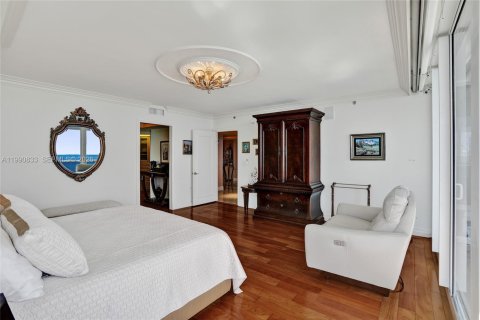 Condo in Sunny Isles Beach, Florida, 3 bedrooms  № 2057994 - photo 23