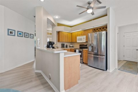 Casa en venta en Spring Hill, Florida, 3 dormitorios, 158.86 m2 № 1905671 - foto 7