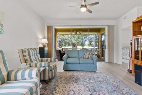 Casa en venta en Spring Hill, Florida, 3 dormitorios, 158.86 m2 № 1905671 - foto 11