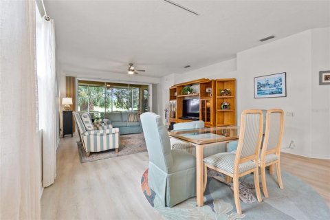 Casa en venta en Spring Hill, Florida, 3 dormitorios, 158.86 m2 № 1905671 - foto 5