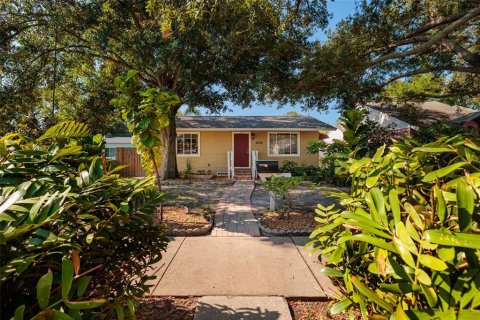 Villa ou maison à Saint Petersburg, Floride 3 chambres, 89.93 m2 № 2310954