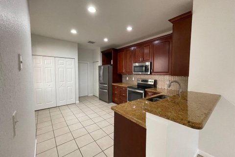 Touwnhouse à vendre à Weston, Floride: 4 chambres, 166.3 m2 № 2414588 - photo 6