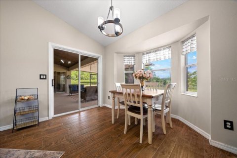 Villa ou maison à vendre à Ocklawaha, Floride: 3 chambres, 205.13 m2 № 2129207 - photo 11