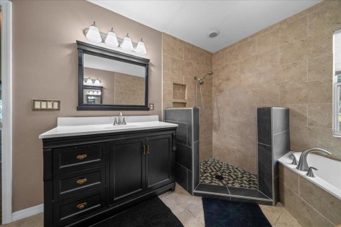 Villa ou maison à vendre à Ocklawaha, Floride: 3 chambres, 205.13 m2 № 2129207 - photo 22