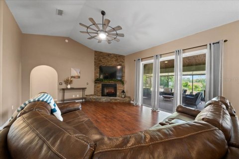 Villa ou maison à vendre à Ocklawaha, Floride: 3 chambres, 205.13 m2 № 2129207 - photo 7