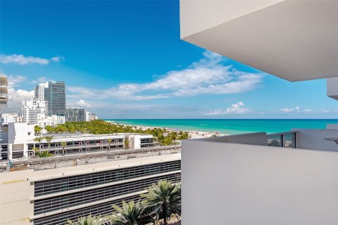 Copropriété à louer à Miami Beach, Floride: 51.1 m2 № 1988718 - photo 1