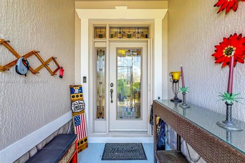 Casa en venta en The Villages, Florida, 3 dormitorios, 195 m2 № 2192146 - foto 7