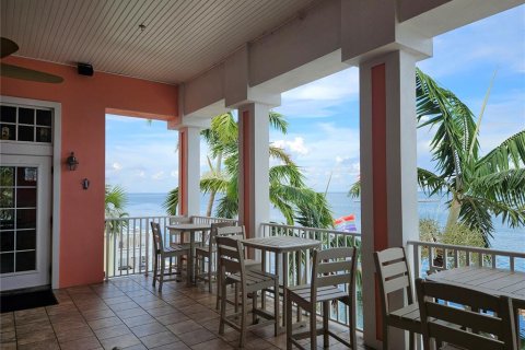 Condo in Saint Petersburg, Florida, 1 bedroom  № 1791719 - photo 15