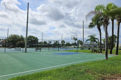 Condo in Saint Petersburg, Florida, 1 bedroom  № 1791719 - photo 21