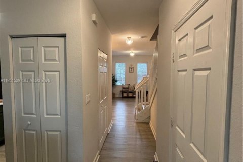 Touwnhouse à vendre à Homestead, Floride: 3 chambres, 123.1 m2 № 2077341 - photo 9