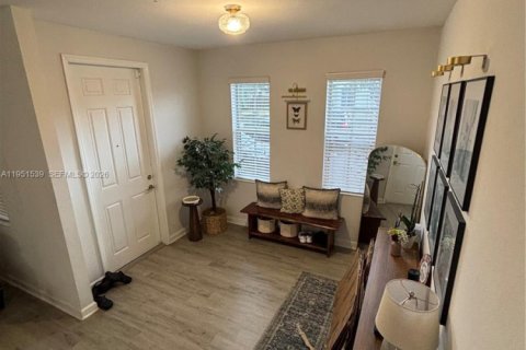 Touwnhouse à vendre à Homestead, Floride: 3 chambres, 123.1 m2 № 2077341 - photo 6