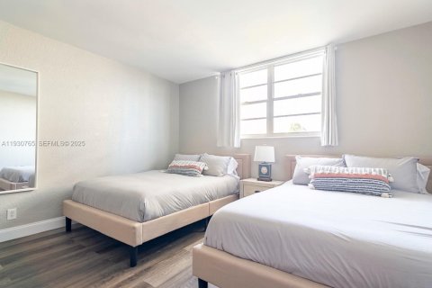 Copropriété à vendre à Hollywood, Floride: 2 chambres, 126.16 m2 № 1989495 - photo 25