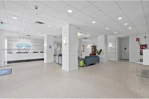 Copropriété à vendre à Hollywood, Floride: 2 chambres, 126.16 m2 № 1989495 - photo 26