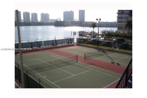 Condo in Aventura, Florida, 1 bedroom  № 1889580 - photo 6