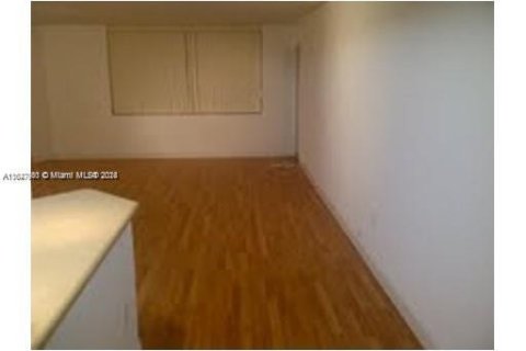 Condo in Aventura, Florida, 1 bedroom  № 1889580 - photo 5