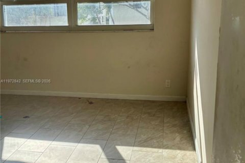 Condominio en alquiler en Hollywood, Florida, 2 dormitorios, 99.41 m2 № 2041732 - foto 8