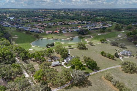 Купить виллу или дом в Дейд-Сити, Флорида 9 комнат, 428.09м2, № 2232847 - фото 2