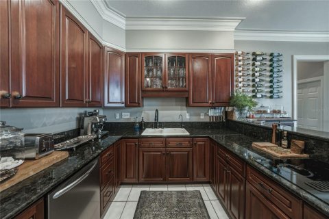 Купить виллу или дом в Дейд-Сити, Флорида 9 комнат, 428.09м2, № 2232847 - фото 25