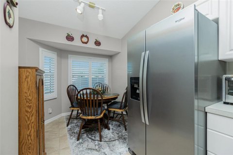 Condo in Port Charlotte, Florida, 2 bedrooms  № 1448228 - photo 7