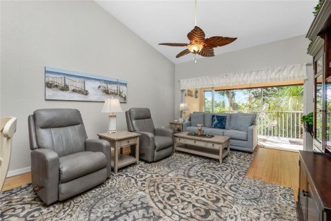 Condo in Port Charlotte, Florida, 2 bedrooms  № 1448228 - photo 11
