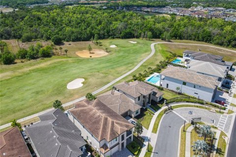 House in Four Corners, Florida 6 bedrooms, 426.24 sq.m. № 1632286 - photo 8