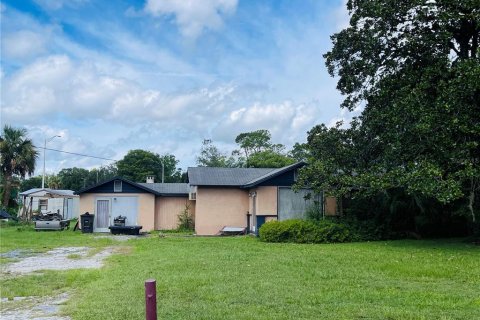 Commercial property in Ocala, Florida 179.39 sq.m. № 2377855 - photo 3