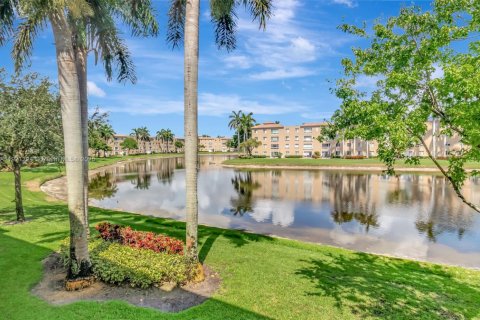 Condominio en venta en Boynton Beach, Florida, 3 dormitorios, 166.76 m2 № 1975785 - foto 30