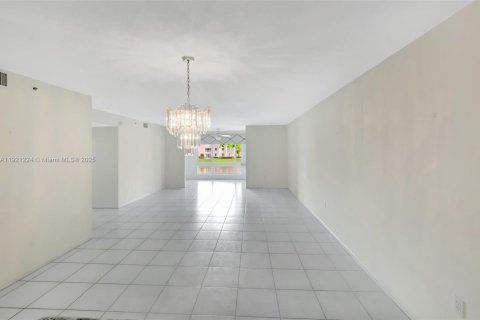 Condominio en venta en Boynton Beach, Florida, 3 dormitorios, 166.76 m2 № 1975785 - foto 19