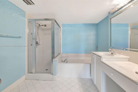 Condominio en venta en Boynton Beach, Florida, 3 dormitorios, 166.76 m2 № 1975785 - foto 28
